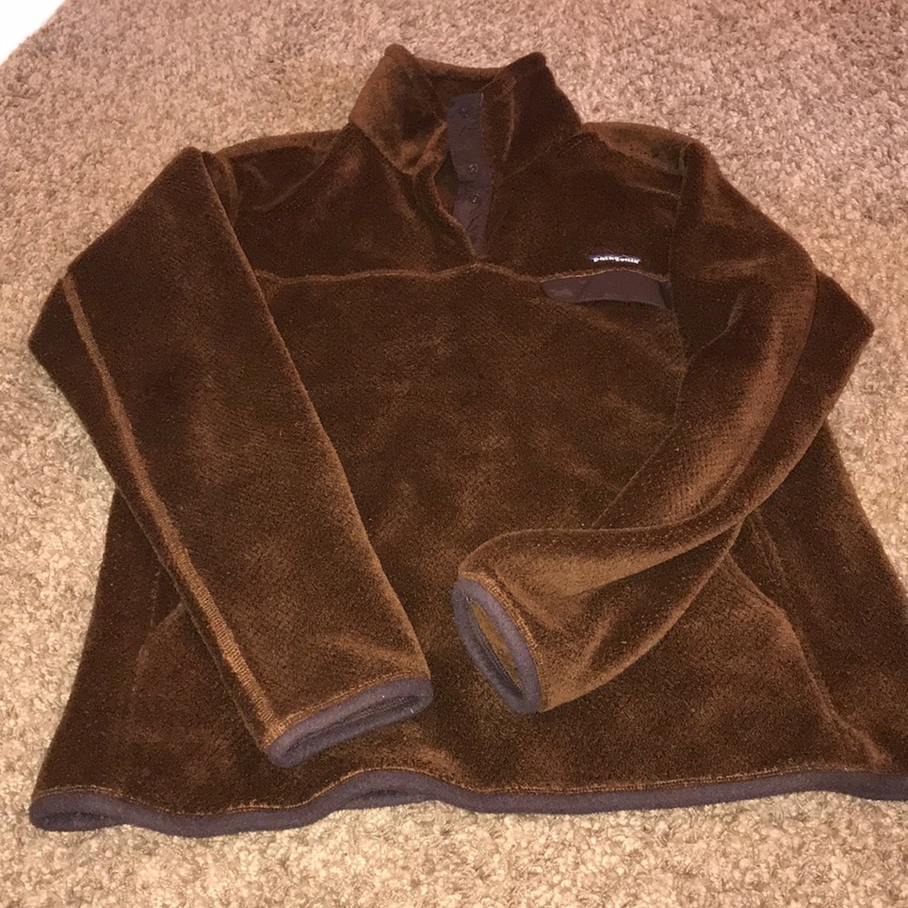 Brown Patagonia pullover